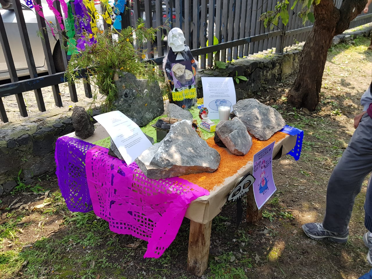 Día de muertos en el Instituto de Geología